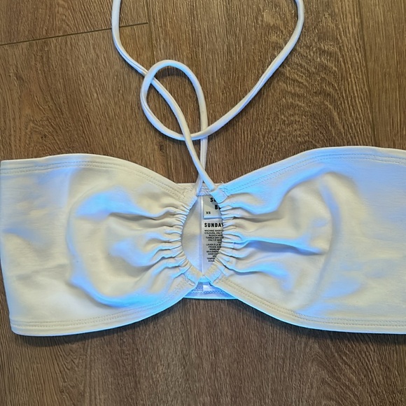 Aritzia – Sunday Best – crop top size extra small, like new - Picture 2 of 6